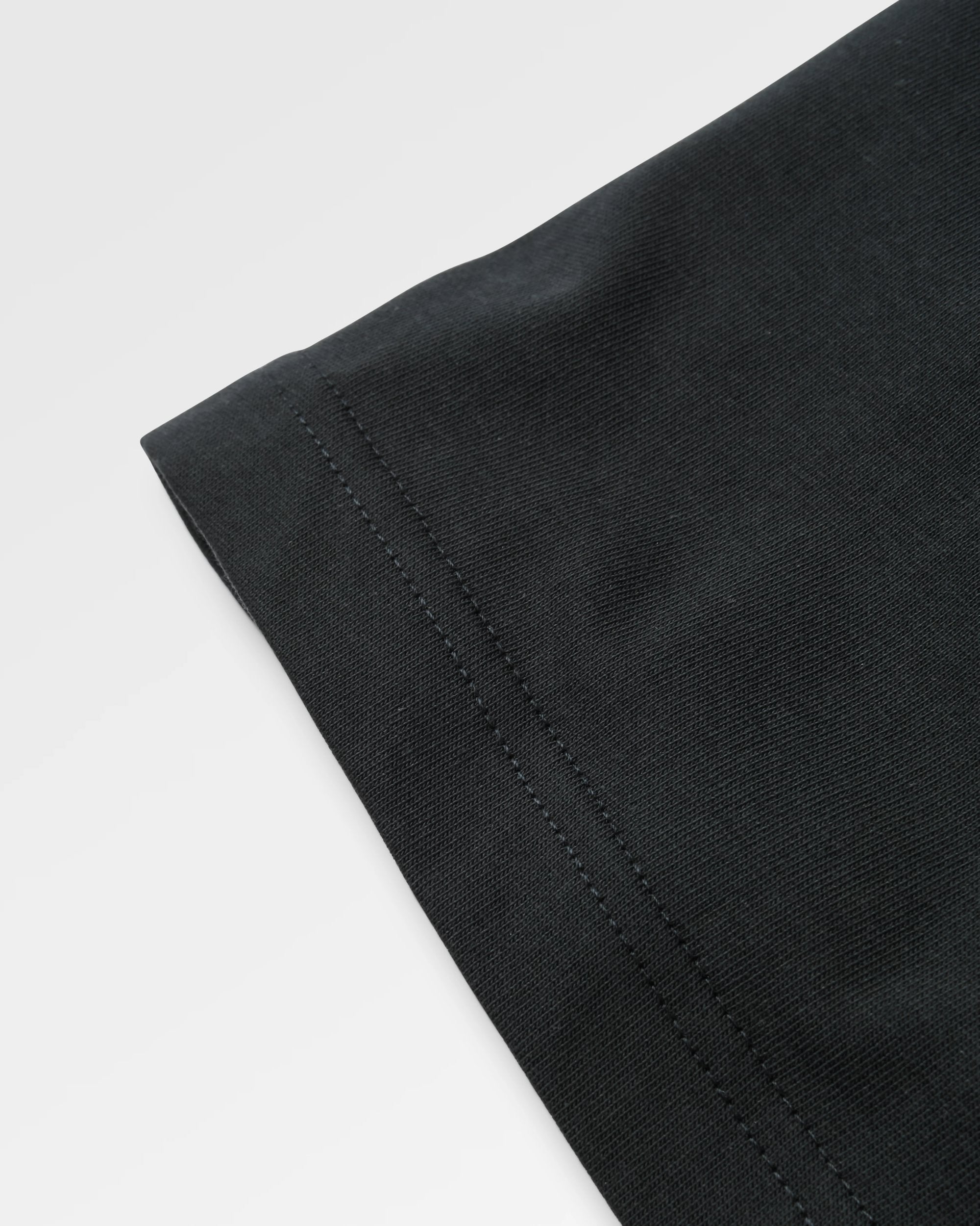 Heritage Relaxed Fit T-Shirt - Black - Flatlay