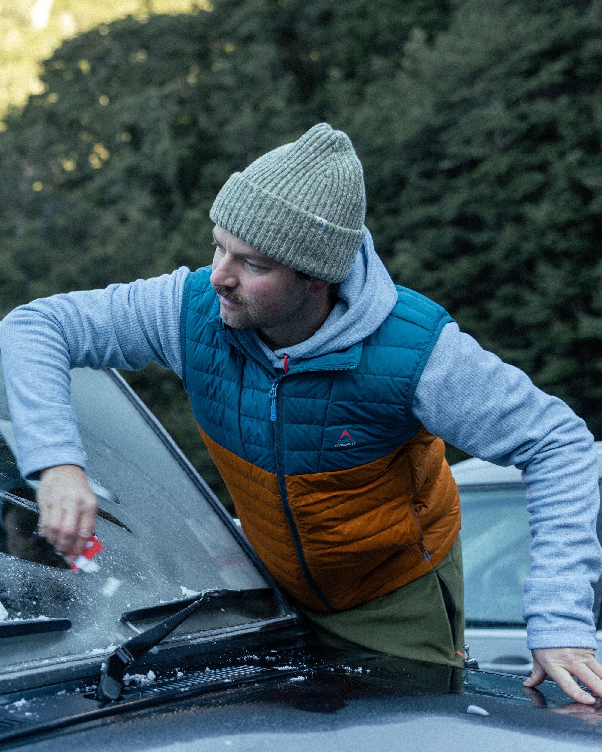 Ashland Down Recycled Gilet - Retro Orange/Tidal Blue - Lifestyle