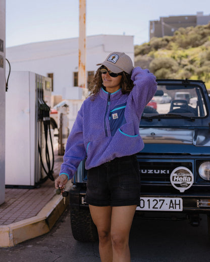 Ravi Sherpa Fleece - Retro Purple - Lifestyle