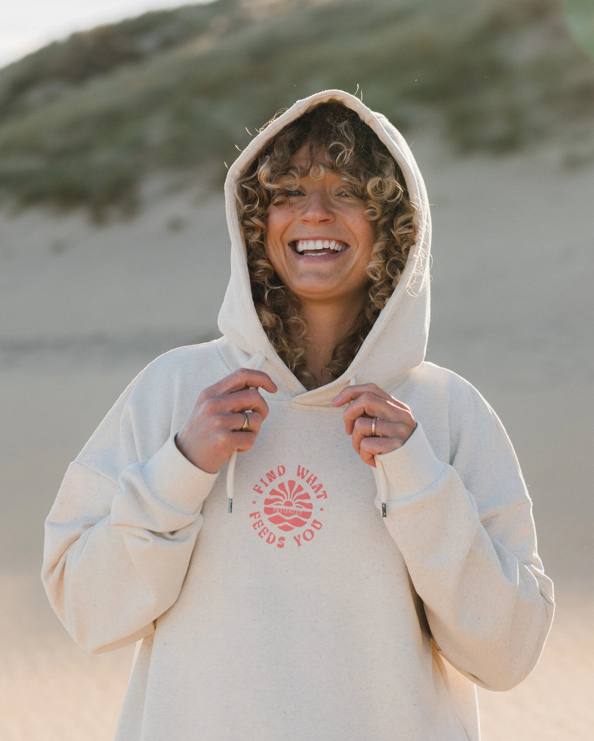 Discovery Recycled Cotton Hoodie - Milky Marl - Lifestyle