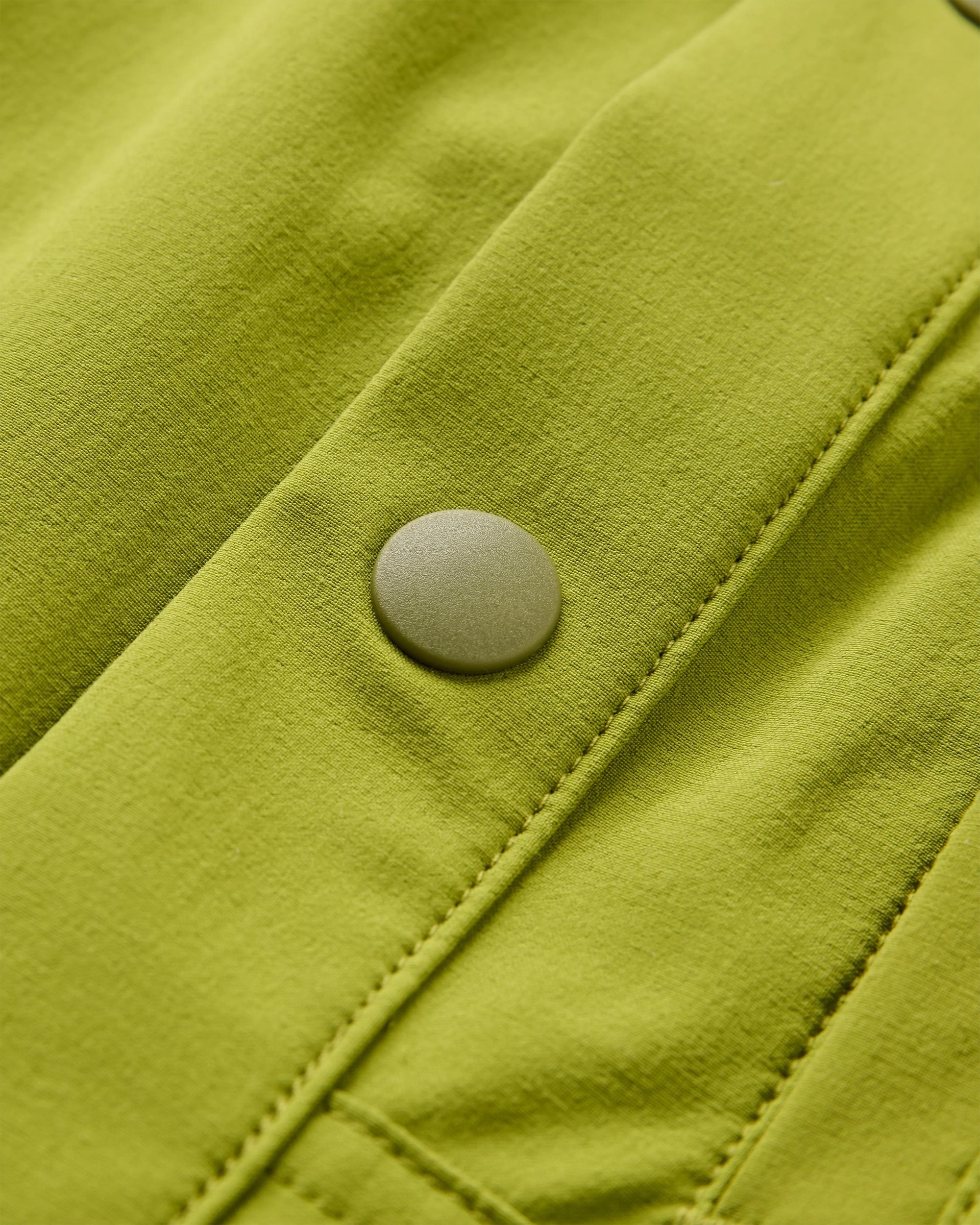 Traveller Short Sleeve Stretch Shirt 2.0 - Tea Green - Flatlay
