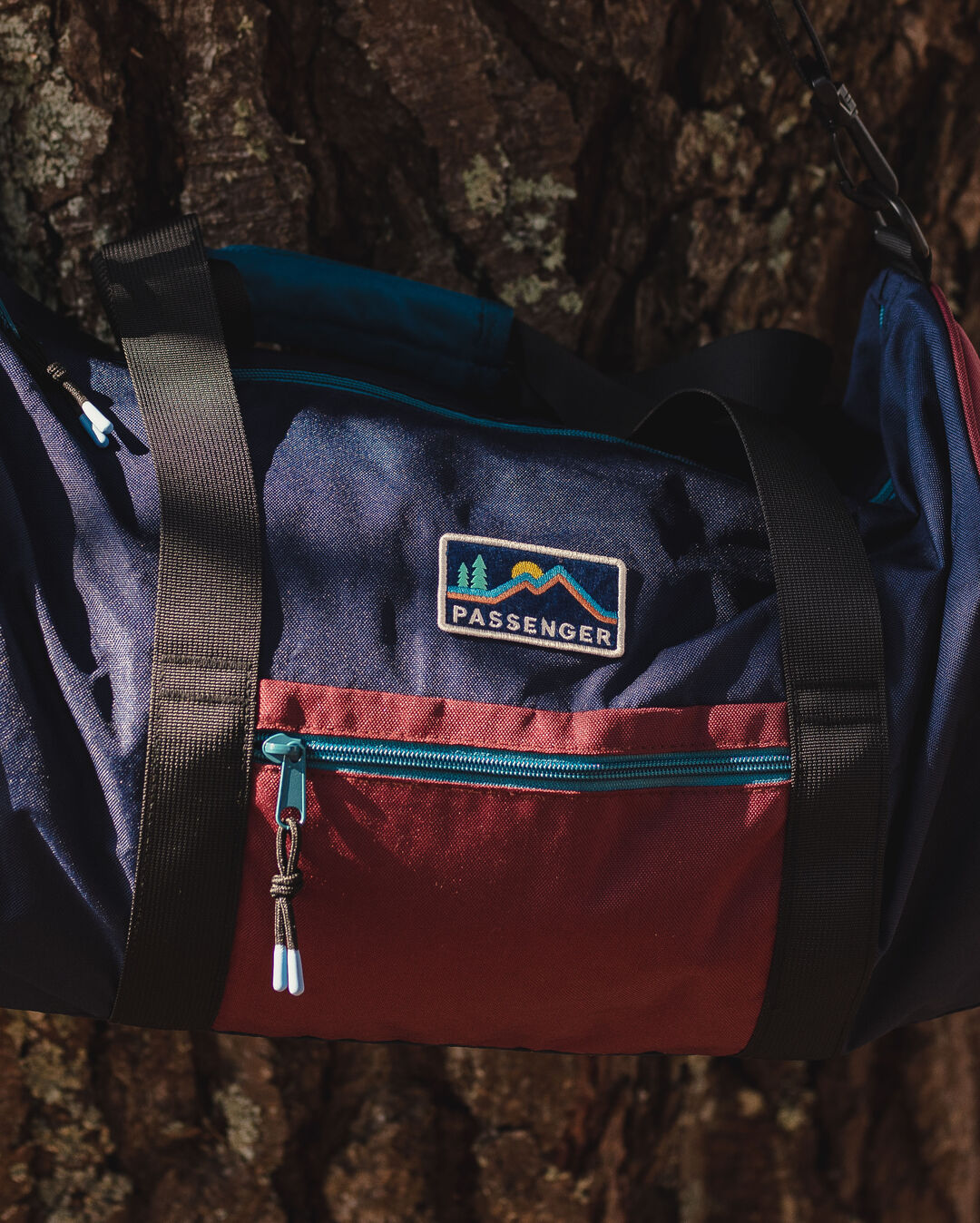 Escape It All 30L Recycled Duffle Bag - Navy/Burgundy